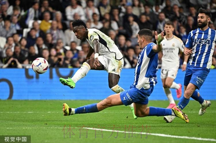 友谊赛-皇马3-2逆转米兰 维尼修斯绝杀巴尔韦德双响 友谊赛-皇马3-2逆转米兰 维尼修斯绝杀巴尔韦德双响